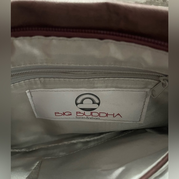 Big Buddha Flower Clutch - Picture 5 of 7